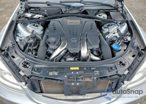 2012 Mercedes-Benz S 550 z USA, uszkodzony, nr VIN WDDNG7DBXCA449003